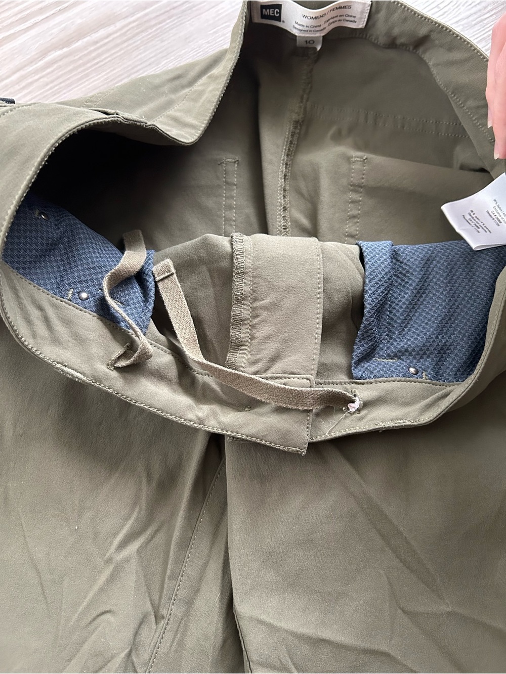 MEC hiking pants sz 10 - Picture 6 of 12
